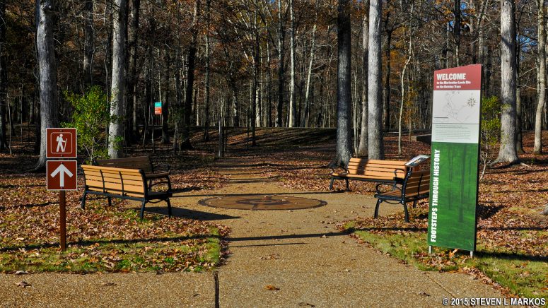 Start of the Footsteps Through History Trail at Mile 385.9 on the Natchez Trace Parkway