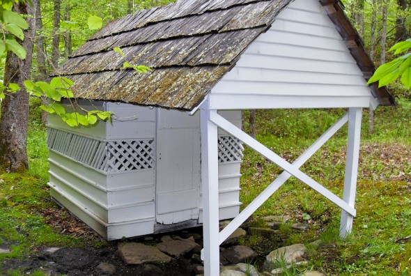 Spring House (photo by Smoky Dan)