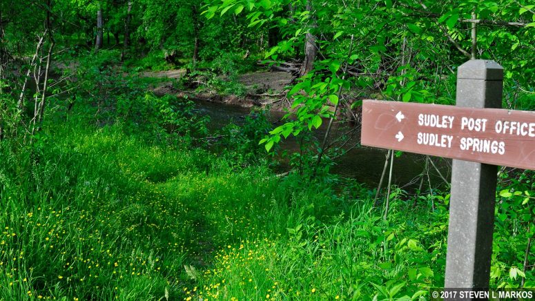 Directional sign along the Sudley Loop Trail in the Sudley Church area of Manassas National Battlefield Park