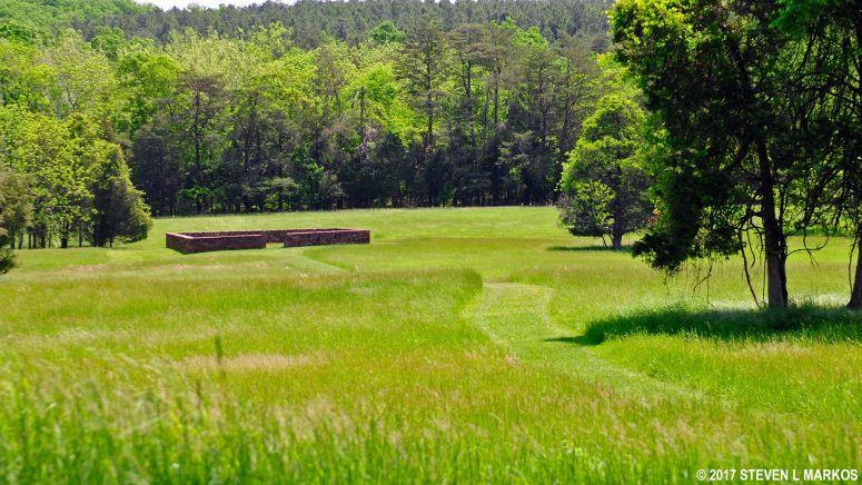 Path to the Hooe Cemetery at Chinn Ridge, Manassas National Battlefield Park