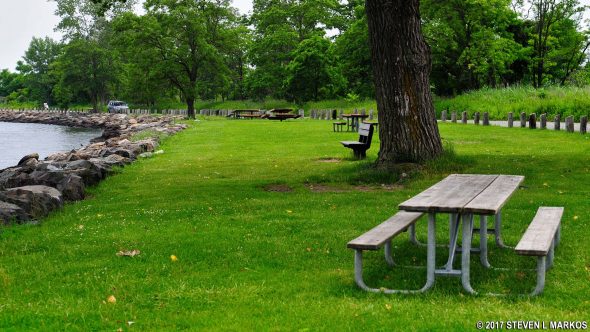 Picnic area on Harbor Road at Crooke's Point in Great Kills Park, Gateway National Recreation Area