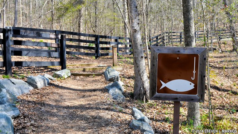 Trailhead on Trout Place Road for the Bowmans Island Unit of the Chattahoochee River National Recreation Area
