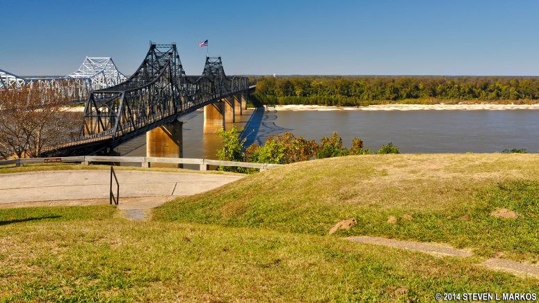 View of the Mississippi River from Navy Circle in Vicksburg National Military Park