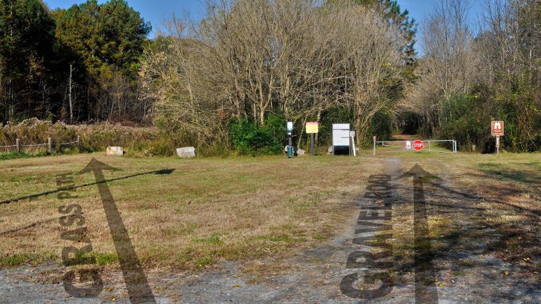 JN 2 trailheads for the Johnson Ferry North Loop Trail at Chattahoochee River National Recreation Area