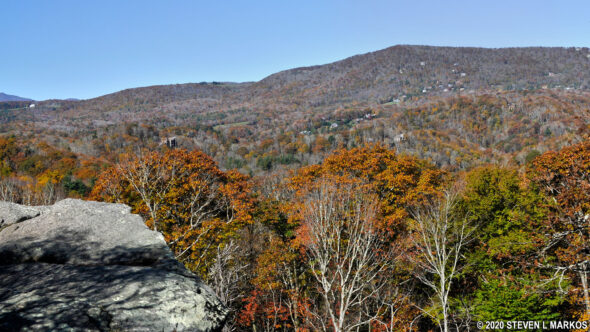 Blue Ridge Parkway | RAVEN ROCKS OVERLOOK (MP 289.5)