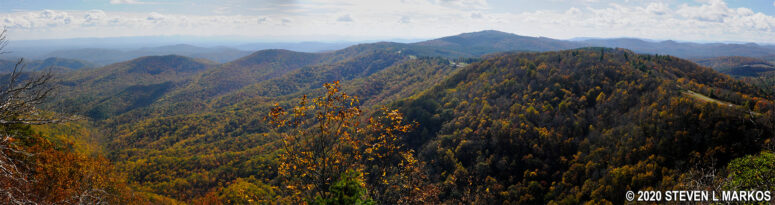 Panoramic view of The Bluffs, Blue Ridge Parkway (click to enlarge)