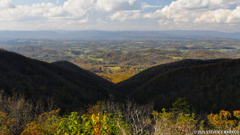 View from the southern Iron Mine Hollow Overlook on the Blue Ridge Parkway