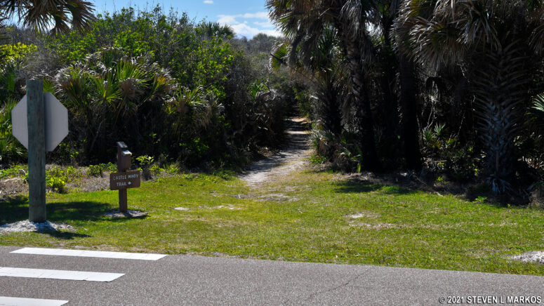 Start of the Castle Windy Trail at Canaveral National Seashore