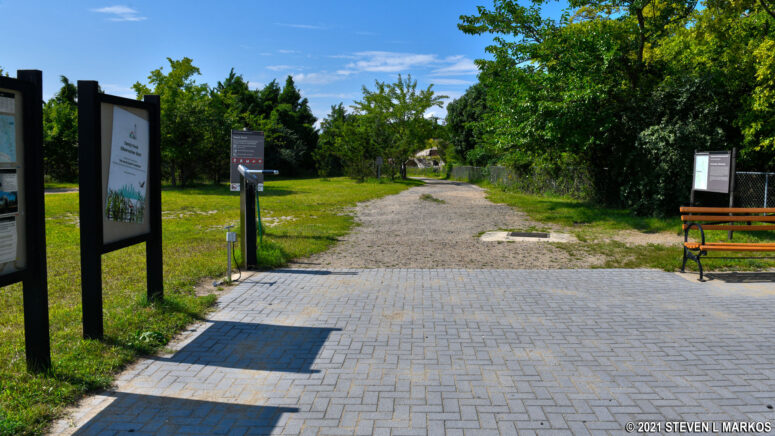 Start of the Fisherman's Trail at the Sandy Hook Parking Lot M, Gateway National Recreation Area
