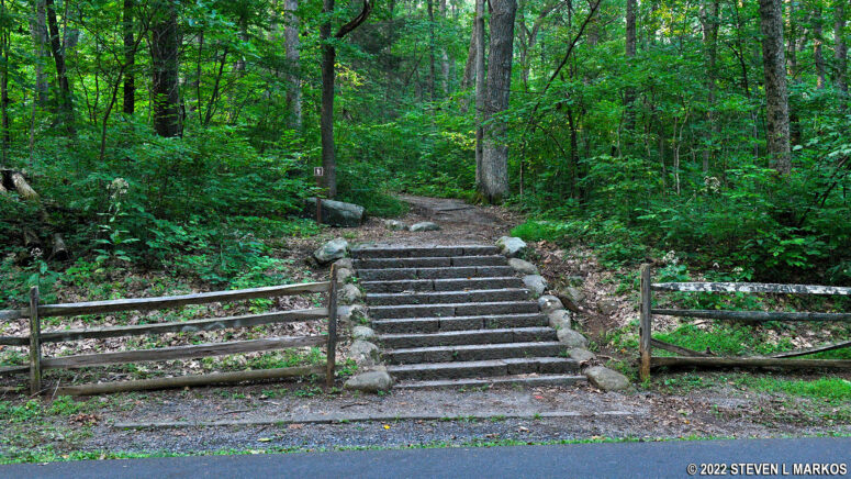 Start of the Big Round Top Trail at Gettysburg National Military Park