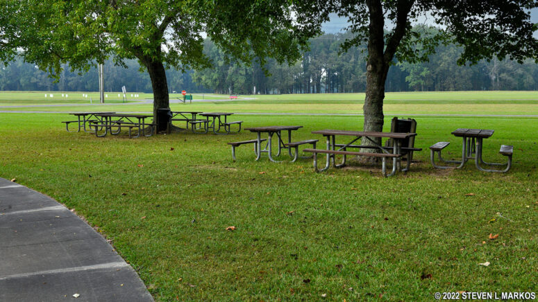 Picnic area near the Poverty Point National Monument Visitor Center