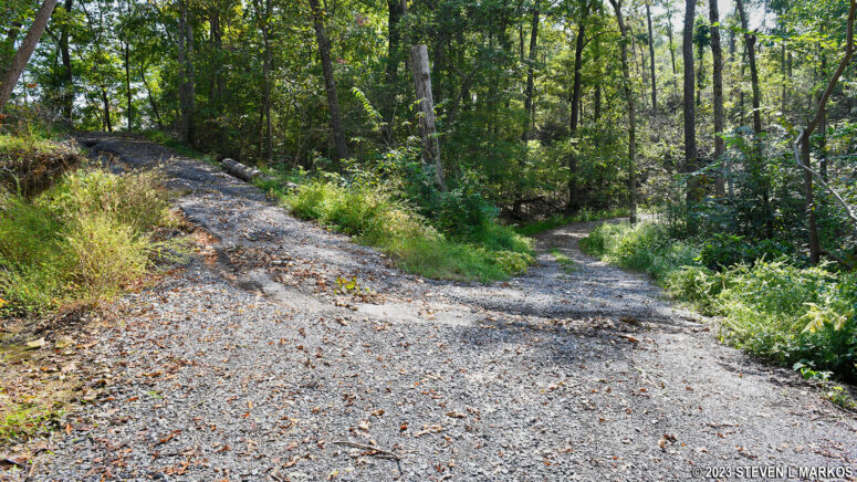 Start of the loop around the Fort Heiman unit of Fort Donelson National Battlefield