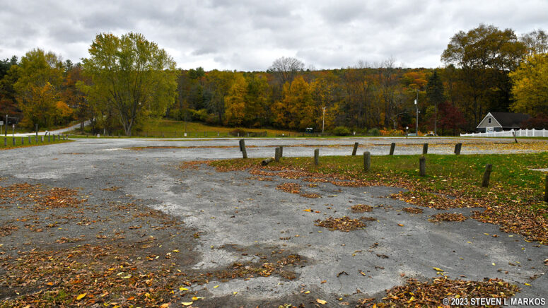 Parking area for the Skinners Falls Canoe Launch, Upper Delaware Scenic and Recreational River
