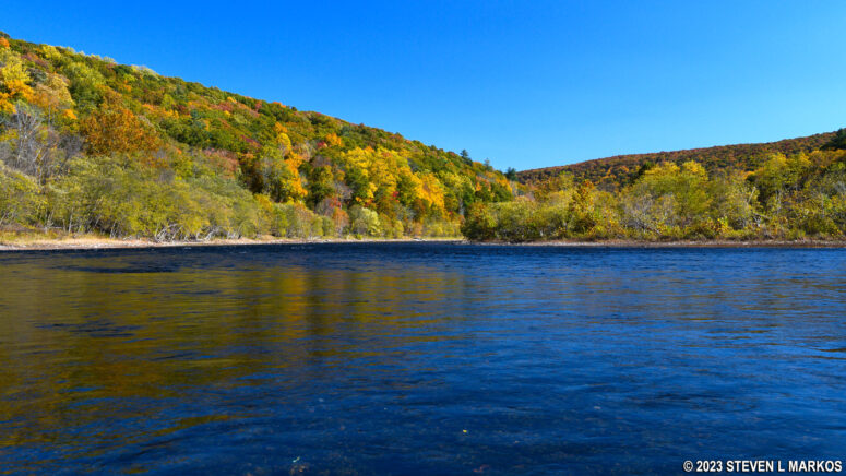 Delaware River flows around an island just upstream from Mongaup, Upper Delaware Scenic and Recreational River