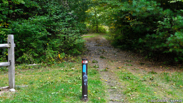Trailhead for the shared section of the Buchanan and Pond Loop trails in Delaware Water Gap National Recreation Area