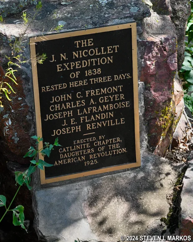 Memorial plaque placed on the Nicollet Marker in 1925, Pipestone National Monument