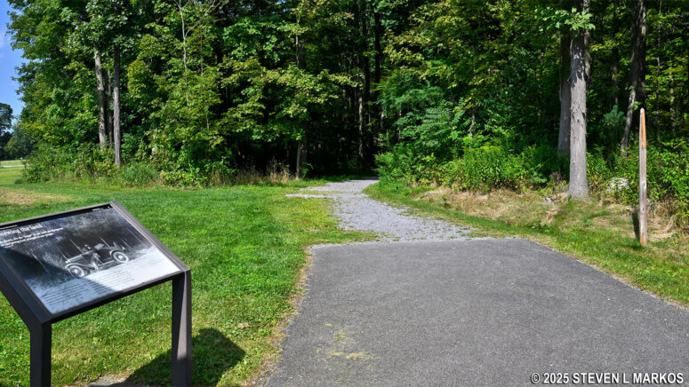 Start of the Roosevelt Farm Lane at the Albany Post Road parking lot near the entrance to Home of Franklin D. Roosevelt National Historic Site
