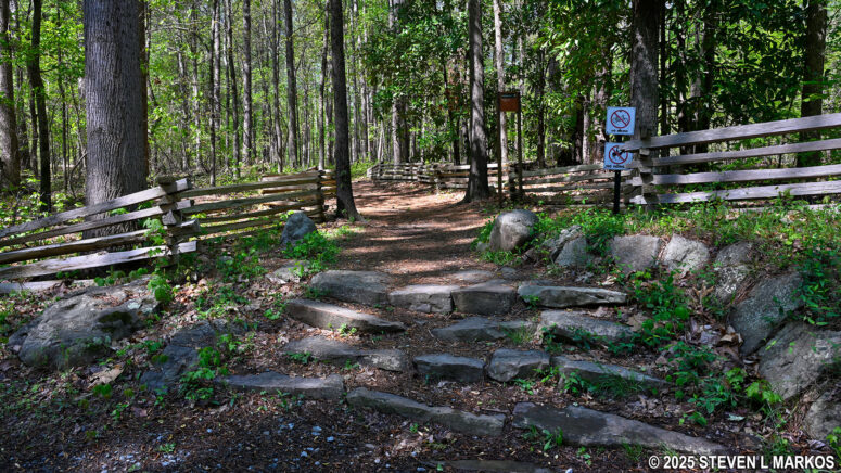 Continuation of the 24-Gun Battery Trail on the west side of Old Mountain Road, Kennesaw Mountain National Battlefield Park