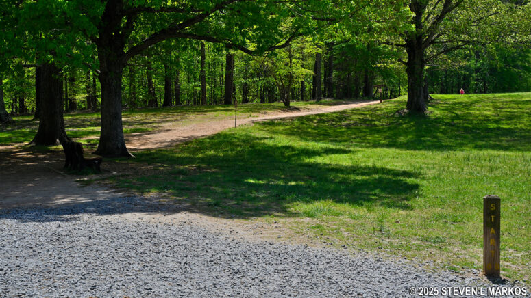 Start of the Noses Creek Loop Hike at the Pigeon Hill Parking Lot on Burnt Hickory Road, Kennesaw Mountain National Battlefield Park