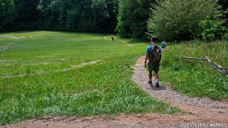 Start of the Assault Trail at the intersection with the Cease Fire Trail, Kennesaw Mountain National Battlefield Park