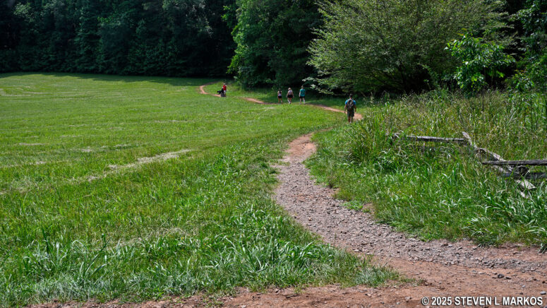 Start of the Assault Trail at the intersection with the Cease Fire Trail, Kennesaw Mountain National Battlefield Park