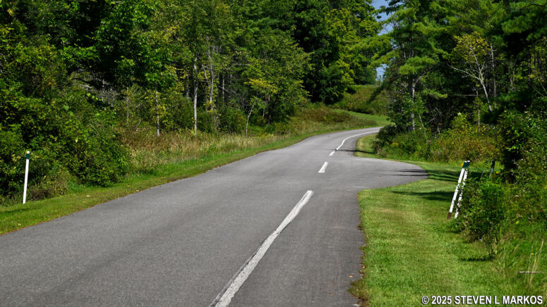 Saratoga Battlefield Tour road, Saratoga National Historical Park