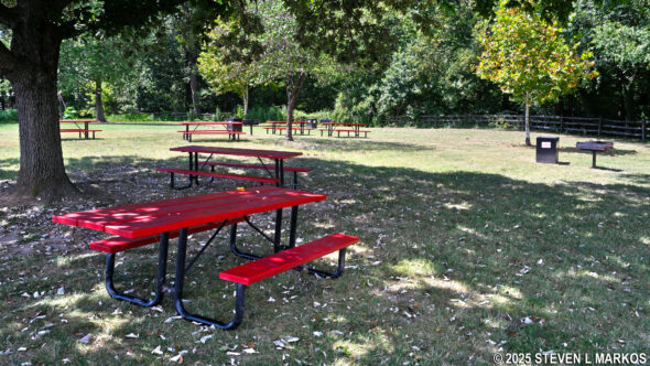 Picnic area at Oxon Hill Farm in Maryland