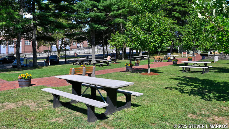 Picnic area at Roger Williams National Memorial