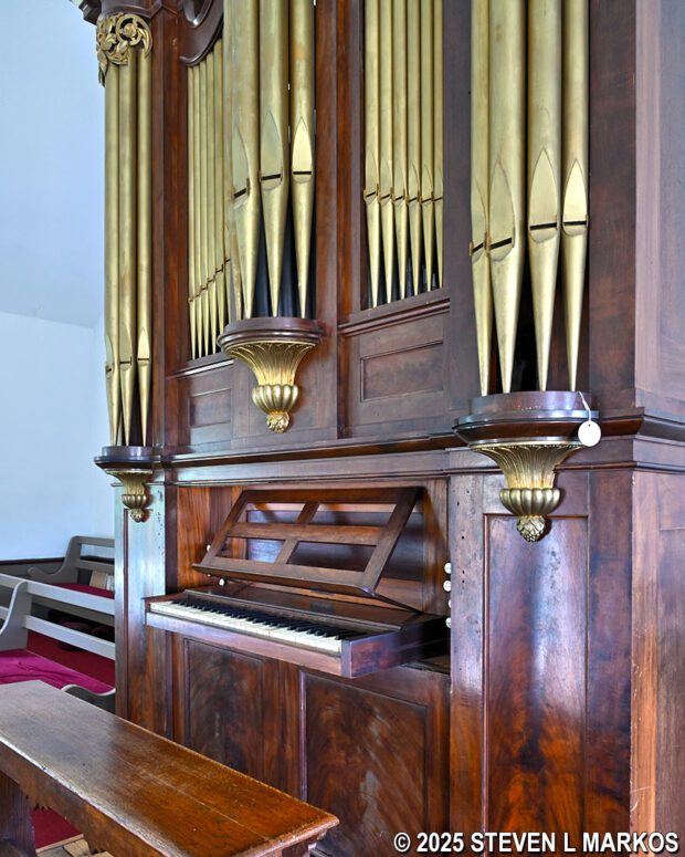 Hall and Erben pipe organ at Saint Paul's Church, Saint Paul's Church National Historic Site
