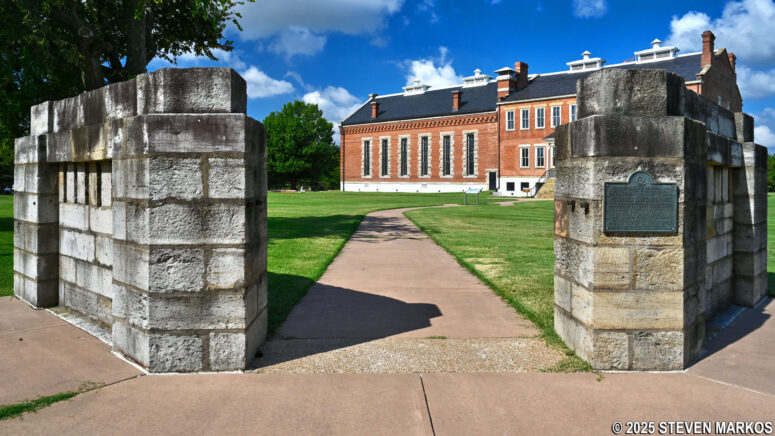 Memorial wall at the east entrance of the parade ground, Fort Smith National Historic Site