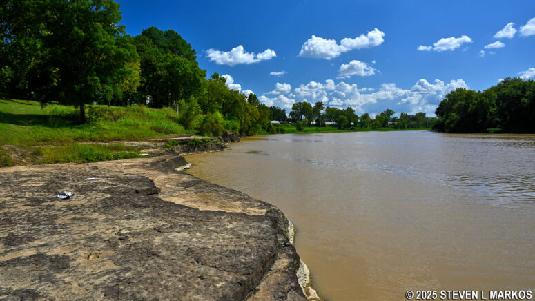 Rock shelf along the Arkansas River on the River Loop Trail at Fort Smith National Historic Site