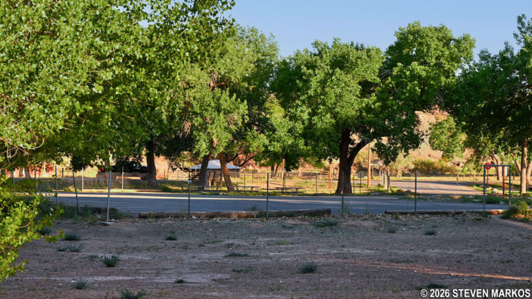 Parking lot in front of the picnic area at Canyon de Chelly National Monument