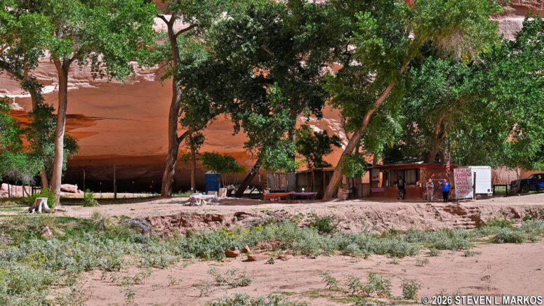 Navajo snack shop on the canyon floor at the White House archeological site, Canyon de Chelly National Monument