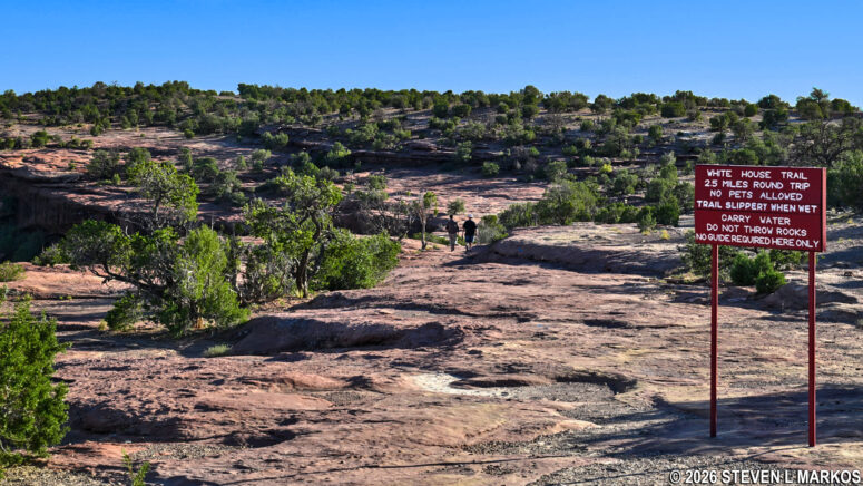 Trailhead for the White House Trail at Canyon de Chelly National Monument