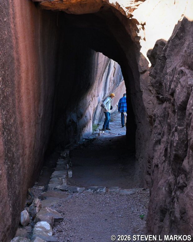 Tunnel after the first switchback on the White House Trail at Canyon de Chelly National Monument
