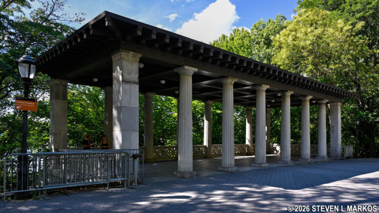 Upper-level observation deck of the General Grant National Memorial Visitor Center