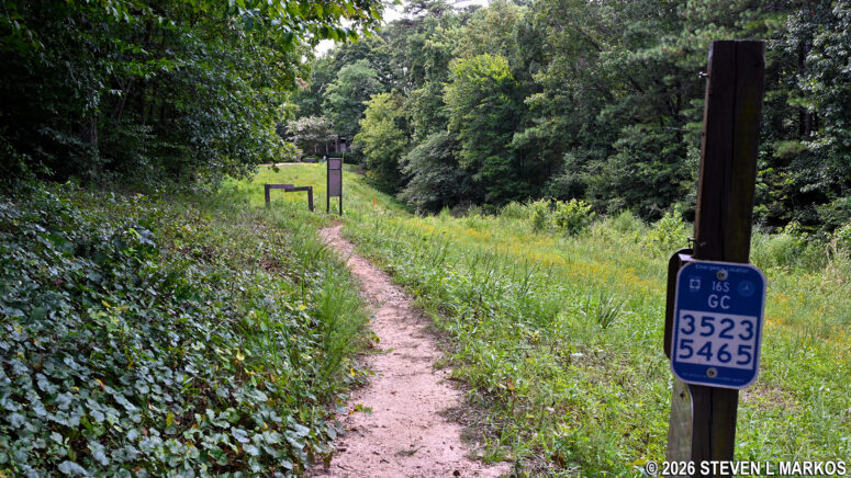 View west from the CS 26 intersection sign on the Interstate North Loop Hike in Chattahoochee River National Recreation Area