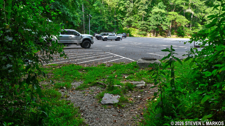 Hike through the Powers Island section of Chattahoochee River National Recreation Area ends at the left side of the parking lot at post PI 4