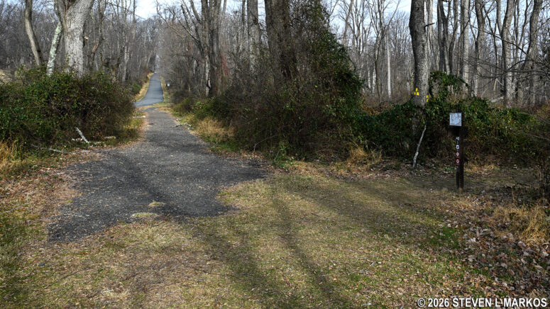 Trailhead for the Grand Parade Trail near the Wick House at Morristown National Historical Park