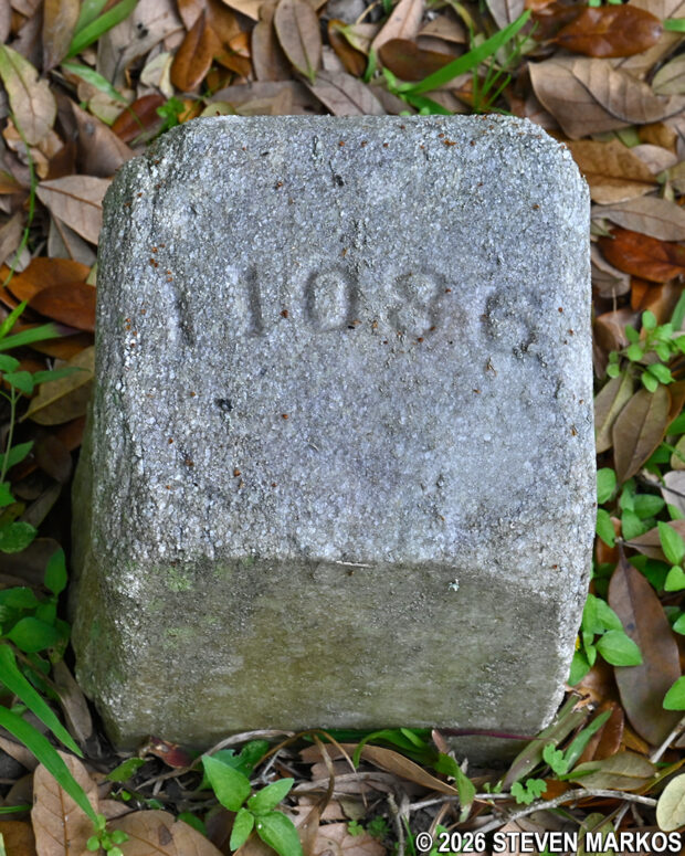 Marker for the grave of an unknown soldier at Chalmette National Cemetery, Jean Lafitte National Historical Park and Preserve