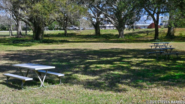 Picnic area at the Acadian Cultural Center, Jean Lafitte National Historical Park and Preserve