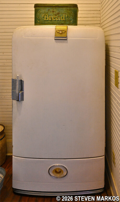 Refrigerator on the back porch of Bill Clinton's birthplace home, President William Jefferson Clinton Birthplace Home National Historic Site